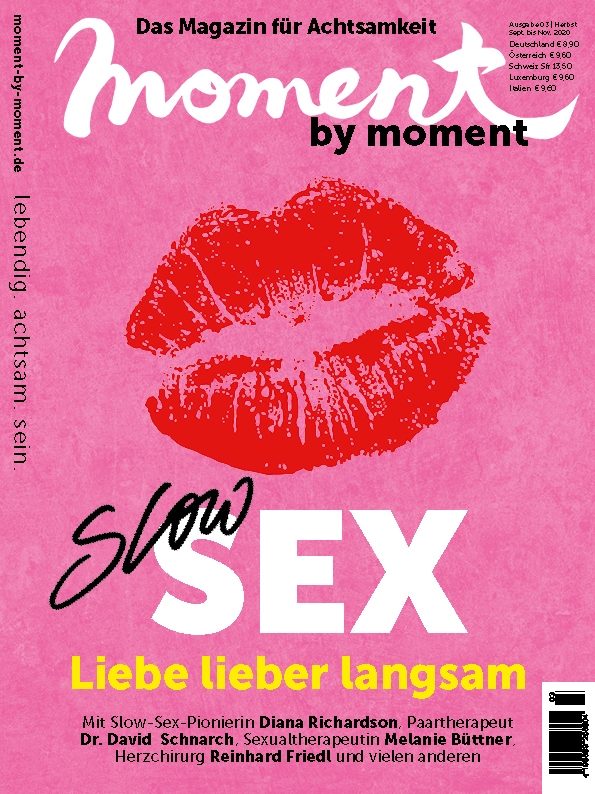 moment by momewnt 03/2020 Slow Sex Cover